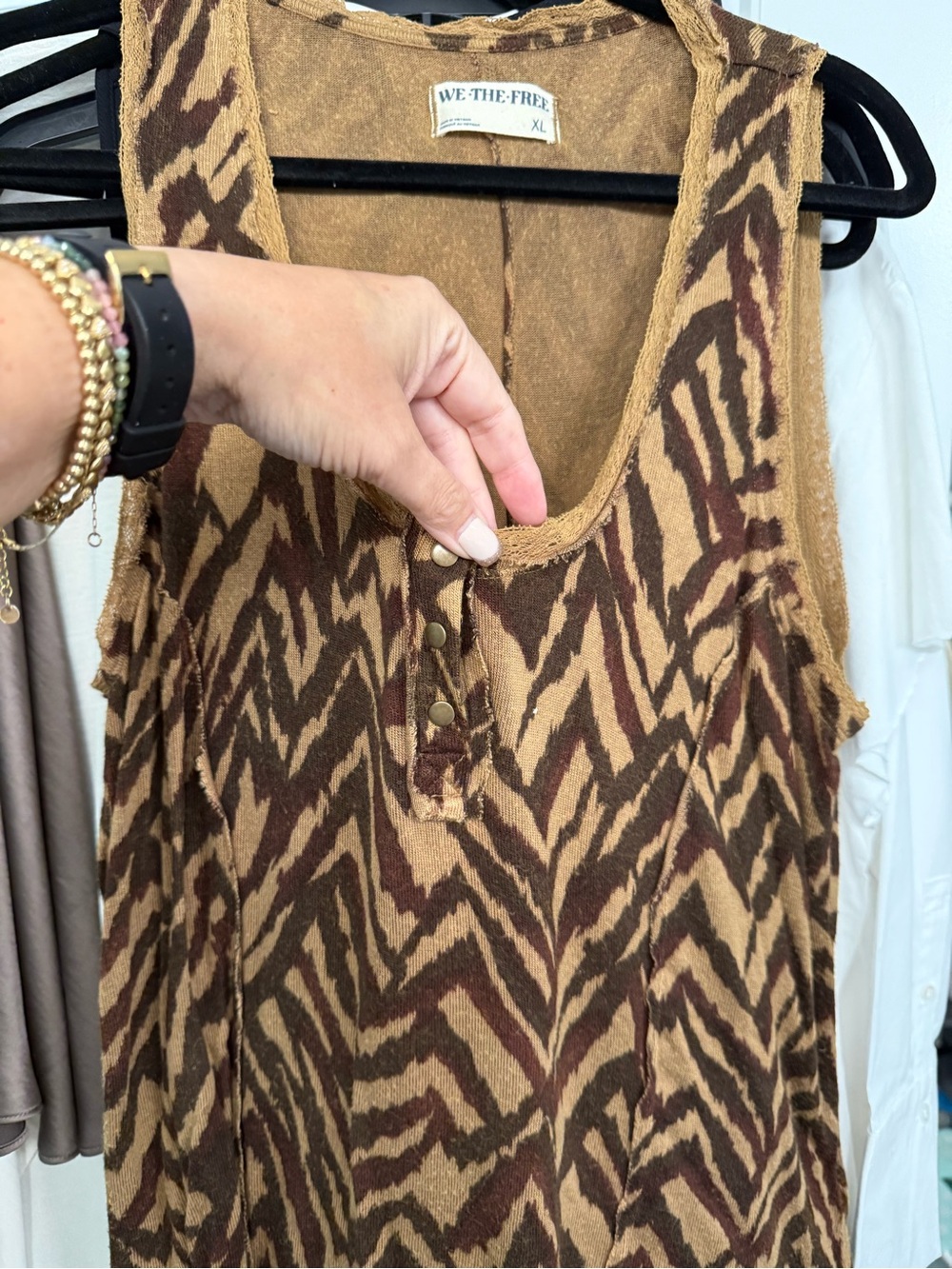 FREE P . the best FOR NOW INTO FALL XL ( more a real L )